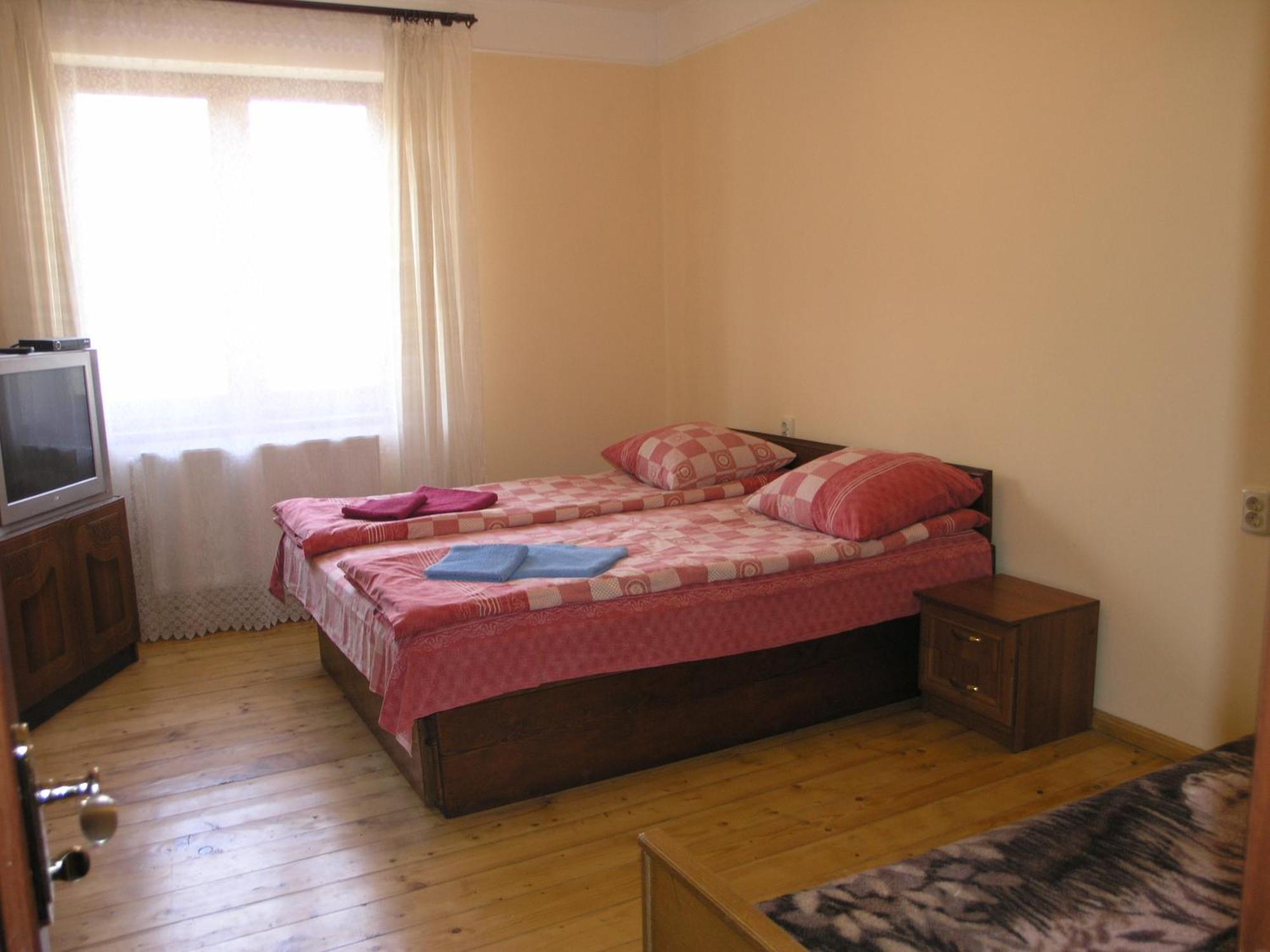 Arnika Tatariv Hotel Bagian luar foto