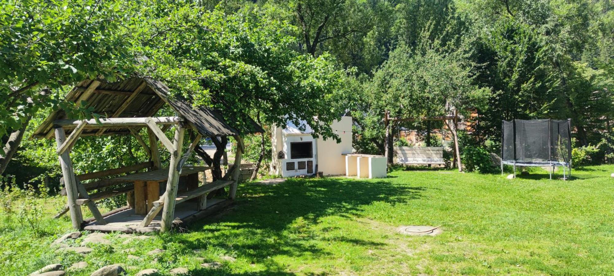 Arnika Tatariv Hotel Bagian luar foto