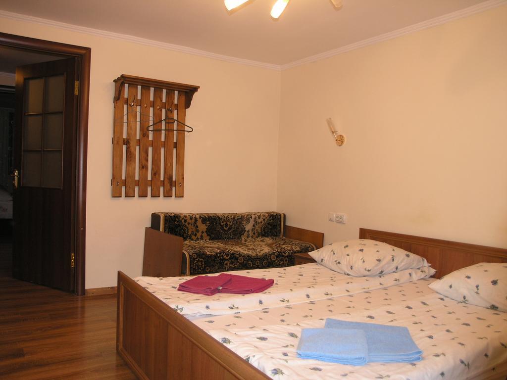 Arnika Tatariv Hotel Bagian luar foto