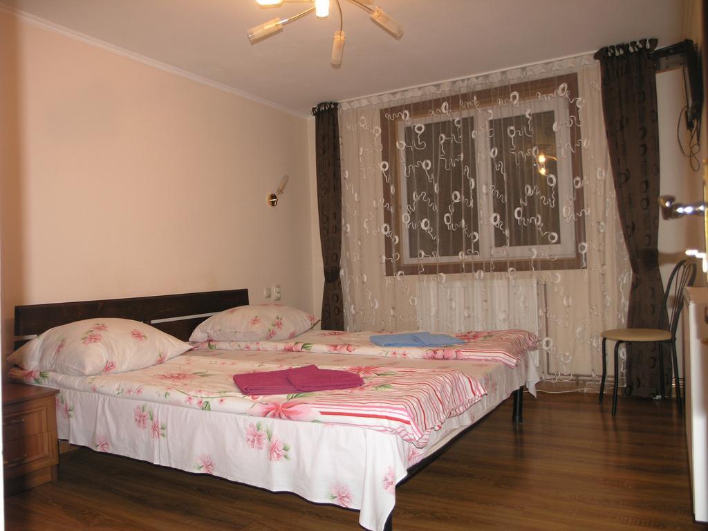 Arnika Tatariv Hotel Bagian luar foto